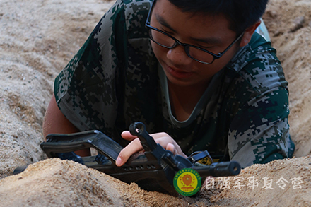 單兵掩體構(gòu)筑