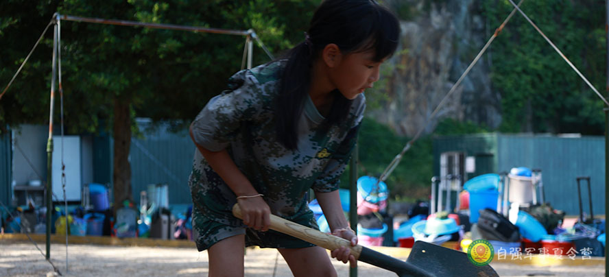 單兵掩體構(gòu)筑